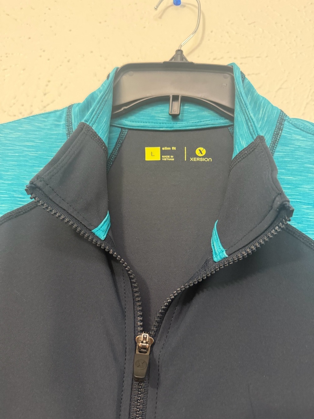 Women’s Athletic Jacket Xersion Full Zip Slim Fit Size L Blue Gray